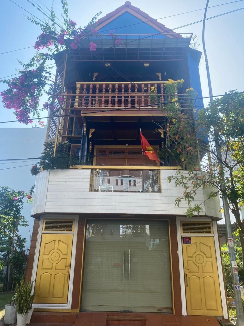 Biet Thu Go Wooden House Quy Nhon Canh Bien Villa Luaran gambar